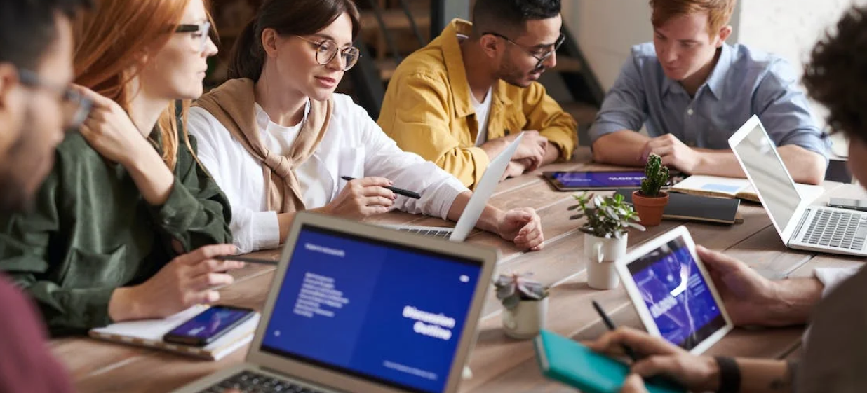 How to connect with people in professional meetups?